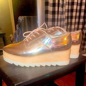 ALDO Metallic Platform Oxford Size 7